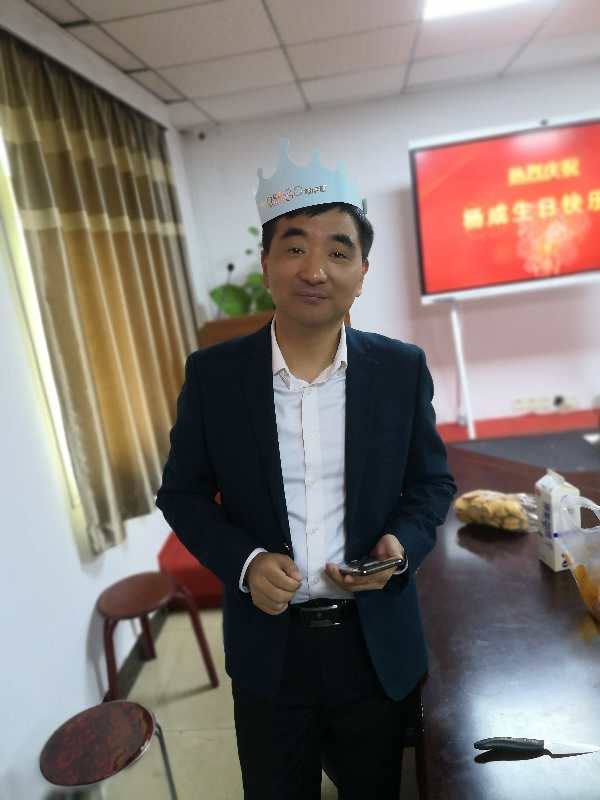 老大生日快樂<div   id=